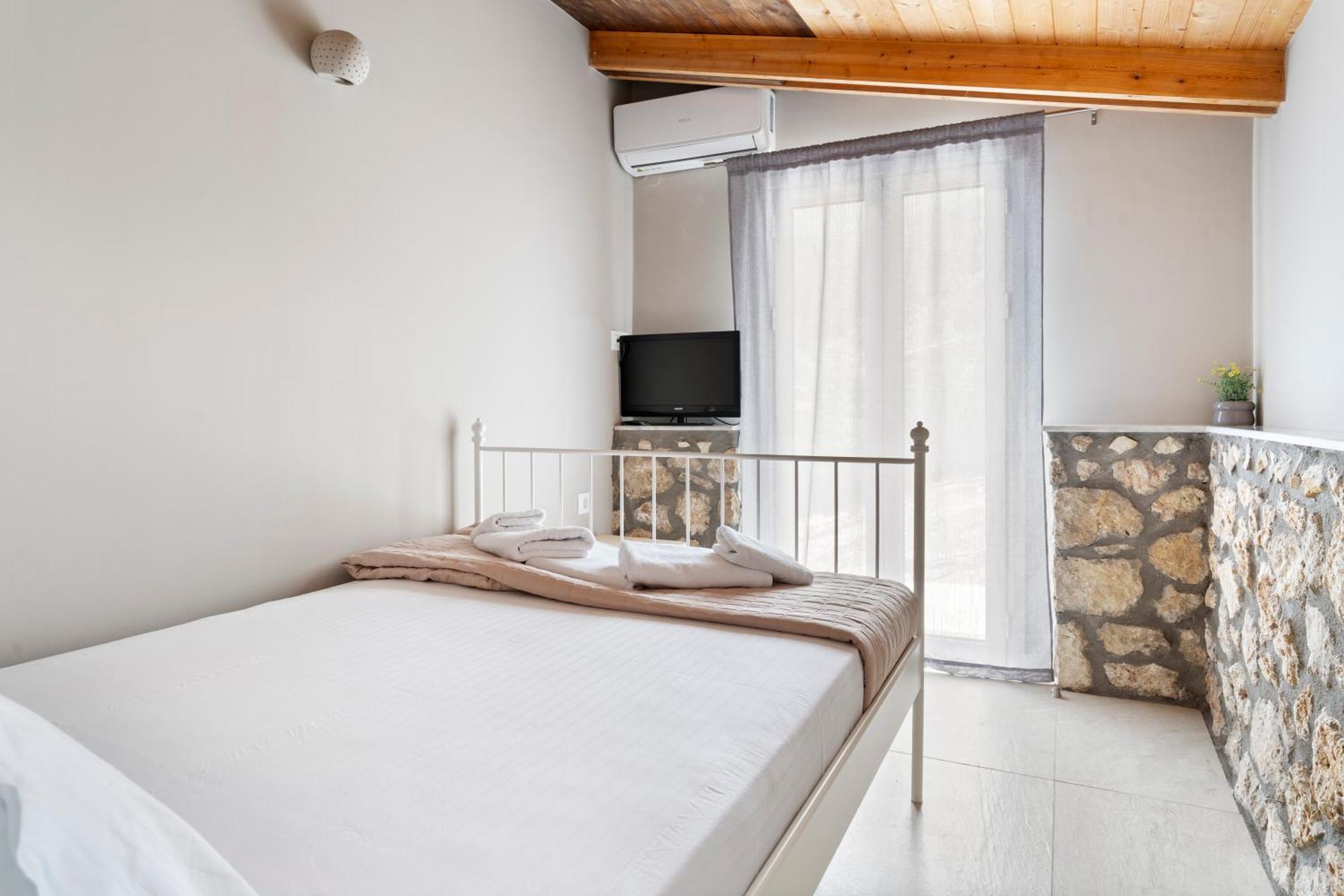 Marcon Stone House Nikiana Villa Dış mekan fotoğraf