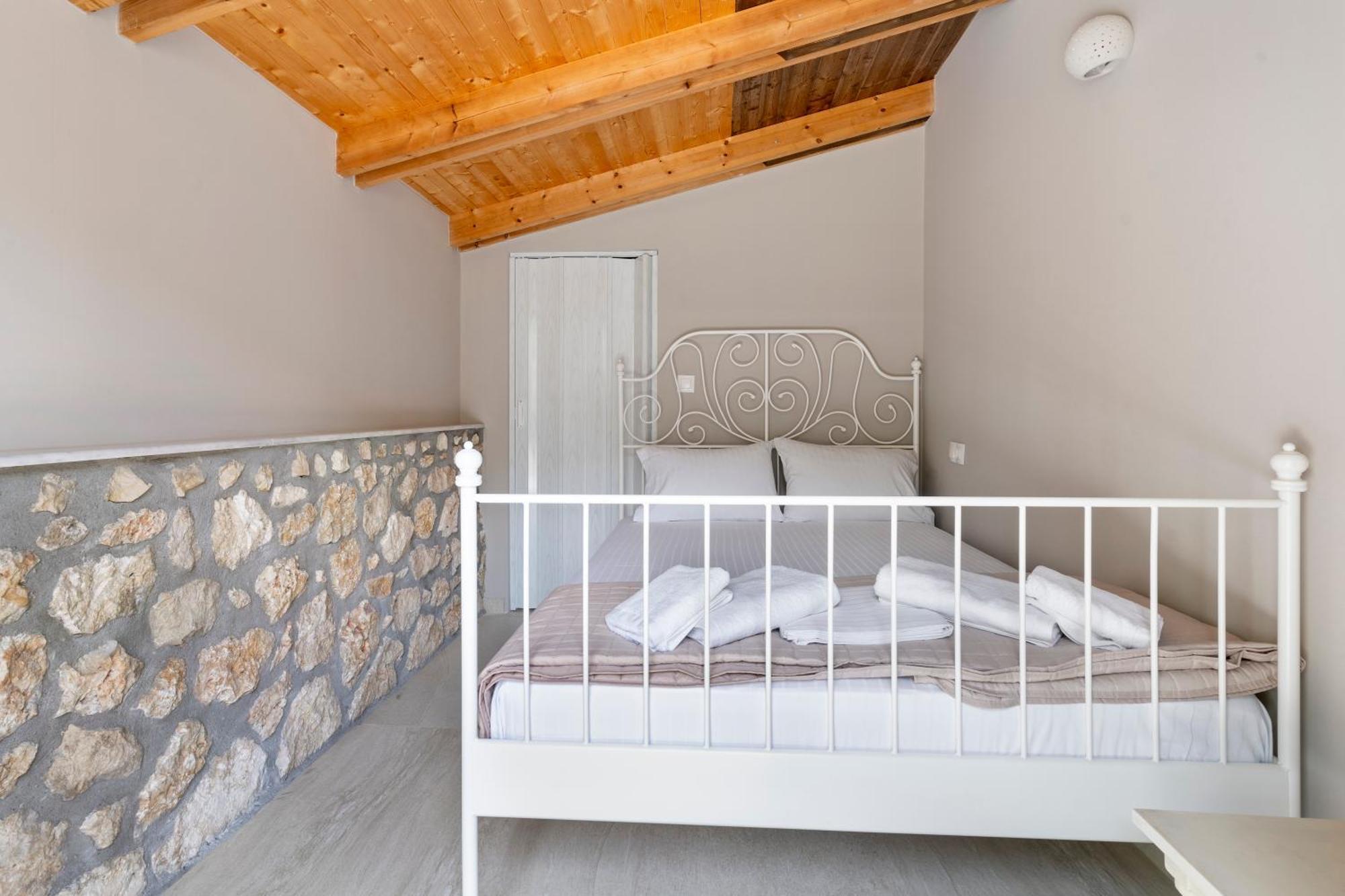 Marcon Stone House Nikiana Villa Dış mekan fotoğraf